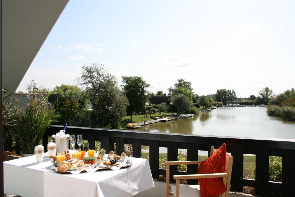 Hoteldorf Seepark Weiden Weiden am See Rom bilde
